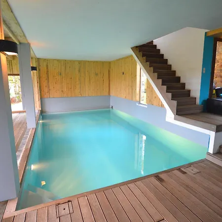 Charming In With Pool Weismes