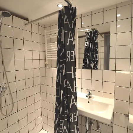 Vakantiehuis Charming In With Pool *